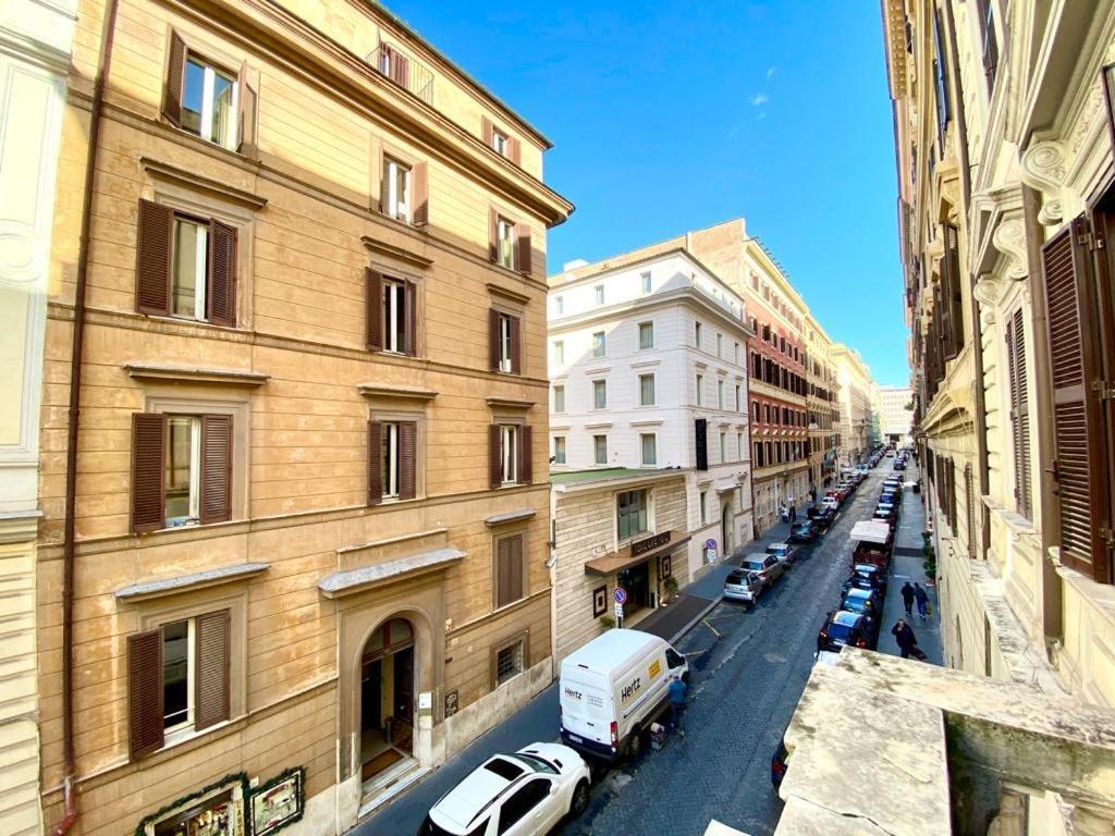 Traditional Style In The City Center Rome Luaran gambar