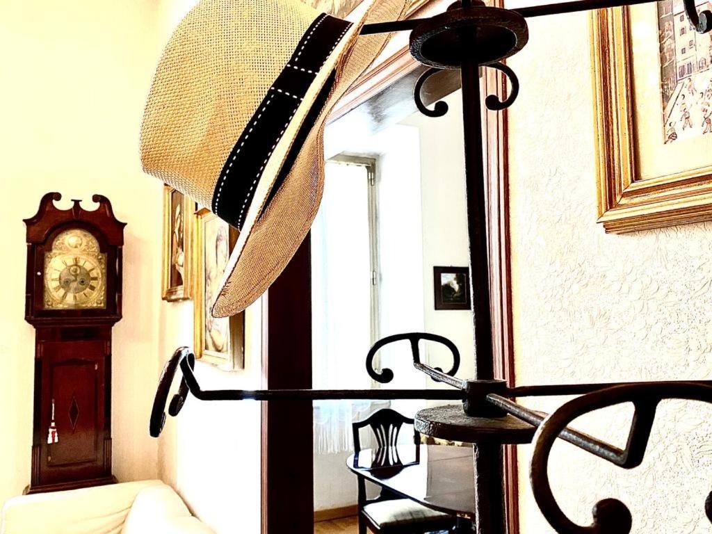 Traditional Style In The City Center Rome Luaran gambar